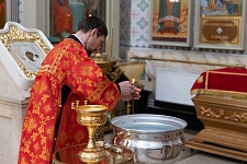 Празднование иконы Божией Матери "Живоносный Источник"