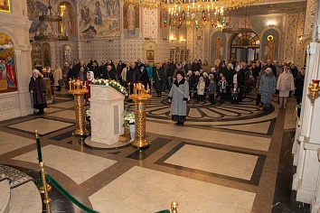 Божественная литургия в воскресенье, на неделе о блудном сыне