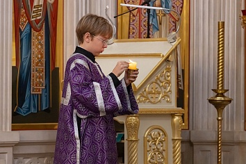 Воздвижение Честного и Животворящего Креста Господня