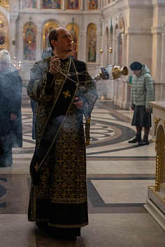 Литургия Преждеосвященных Даров и чтение канона мученику Феодору