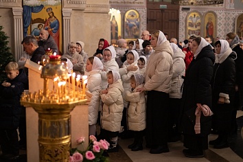 Божественная литургия в воскресенье, на неделе 25-й по Пятидесятнице