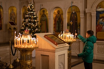 Божественная литургия в воскресенье, на неделе 27-й по Пятидесятнице