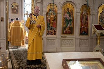 День памяти святых благоверных князя Петра и княгини Февронии, Муромских чудотворцев. 