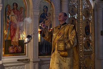 Божественная Литургия в воскресенье, на неделе тридцать пятой по Пятидесятнице, о блудном сыне