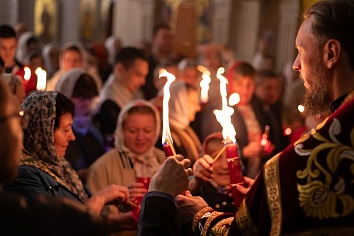 Праздничное богослужение Светлого Христова Воскресения
