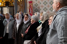 Божественная литургия в воскресенье, на неделе 16-й по Пятидесятнице