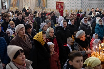 Божественная литургия в воскресенье, на неделе 20-й по Пятидесятнице