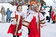 Широкая Масленица на приходе Троицкого храма