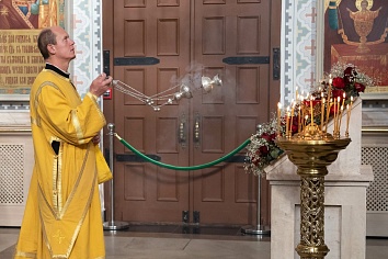 День памяти святых благоверных князя Петра и княгини Февронии, Муромских чудотворцев. 