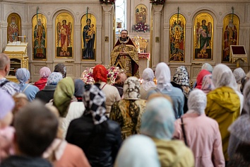 День жён-мироносиц