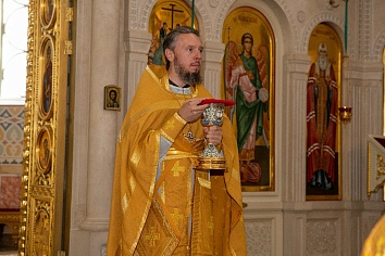 Воскресное богослужение на неделе 5-й по Пятидесятнице, памяти святых отцов шести Вселенских соборов