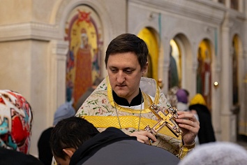 Божественная литургия в воскресенье, на неделе 19-й по Пятидесятнице