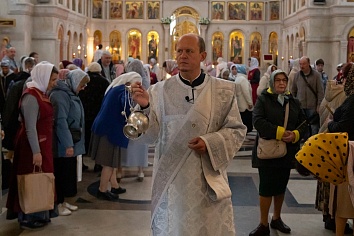 Вселенская троицкая родительская суббота