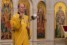 Божественная литургия в воскресенье, на неделе 16-й по Пятидесятнице