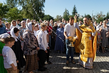 День памяти Владимирской иконы Пресвятой Богородицы и святых мучеников Адриана и Натали