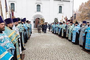 Традиционный общегородской крестный ход с образом Казанской иконы Божией Матери