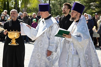 Великая Суббота. Освящение пасхальной снеди 