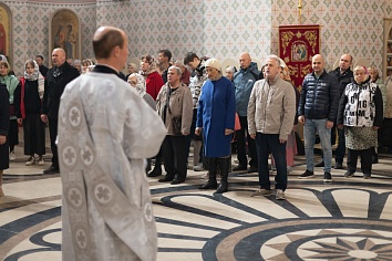 Великая Суббота на приходе Троицкого храма.