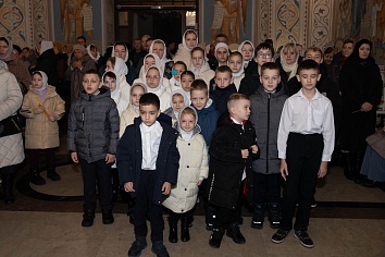 Божественная литургия в воскресенье, на неделе 23-й по Пятидесятнице