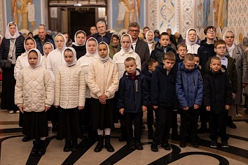 Божественная Литургия в воскресенье, на неделе девятнадцатой по Пятидесятнице