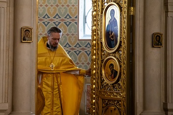 Божественная Литургия в воскресенье, на неделе восемнадцатой по Пятидесятнице