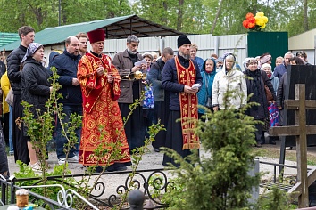 Радоница - день особого поминовения усопших
