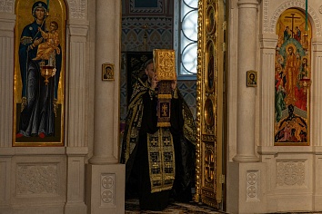 Великий Четверг. Вечернее богослужение