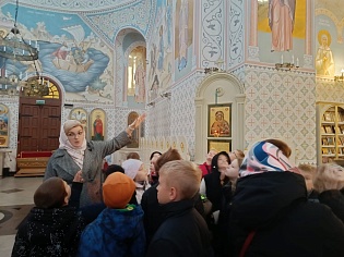 Урок под сводами храма