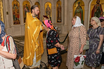 Воскресное богослужение на неделе 5-й по Пятидесятнице, памяти святых отцов шести Вселенских соборов