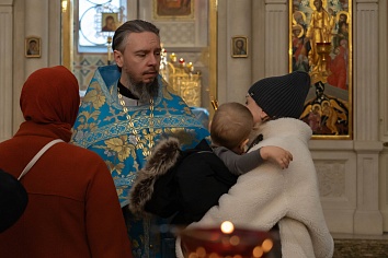 Божественная Литургия в воскресенье, на неделе двадцать шестой по Пятидесятнице