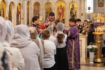 Воздвижение Честного и Животворящего Креста Господня