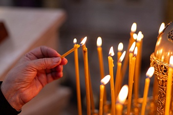 Божественная литургия 30 марта, в воскресенье, на неделе четвертой Великого поста