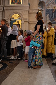 Божественная Литургия в воскресенье, на неделе девятой по Пятидесятнице