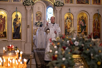 Божественная литургия в воскресенье, на неделе 29-й по Пятидесятнице