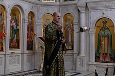 Богослужение Великой Пятницы с Выносом Плащаницы