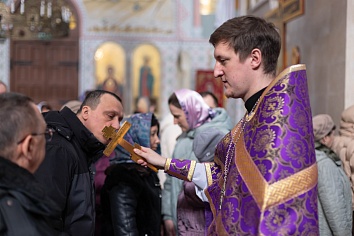 Божественная литургия 16 марта, в воскресенье, на неделе на неделе второй Великого поста