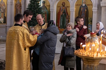 Божественная Литургия в воскресенье, на неделе двадцать седьмой по Пятидесятнице