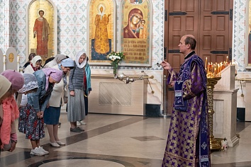 Воздвижение Честного и Животворящего Креста Господня