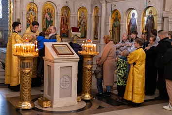 Божественная Литургия в воскресенье, на неделе двадцатой по Пятидесятнице