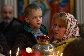 Божественная литургия в воскресенье, на неделе 18-й по Пятидесятнице
