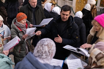 Божественная Литургия в воскресенье, на неделе тридцать пятой по Пятидесятнице, о блудном сыне