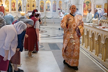 День памяти Усекновения главы Иоанна Предтечи