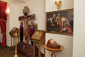 Усыпальница в подклети Троицкого храма