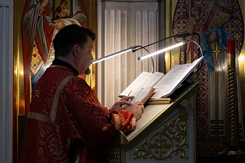 Божественная Литургия в воскресенье, на неделе шестой по Пасхе, о слепом