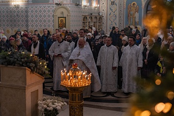 Поздняя Божественная литургия