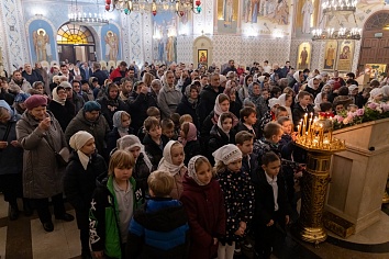 Введение (Вход) во Храм Пресвятой Владычицы нашей Богородицы и Приснодевы Марии