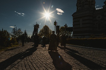 Великая Пятница. Утреня Великой Субботы с Чином Погребения Плащаницы