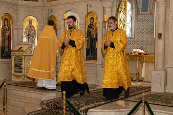 Воскресное богослужение на неделе 5-й по Пятидесятнице, памяти святых отцов шести Вселенских соборов