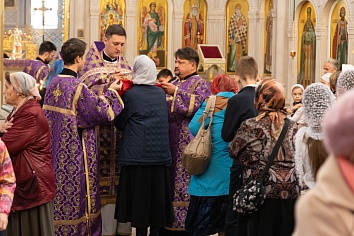 Воздвижение Честного и Животворящего Креста Господня